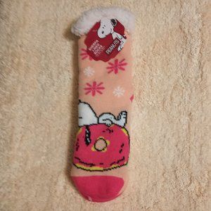 NWT ~ Ladies' SNOOPY Sherpa Lined Gripper Bottom Slipper Socks